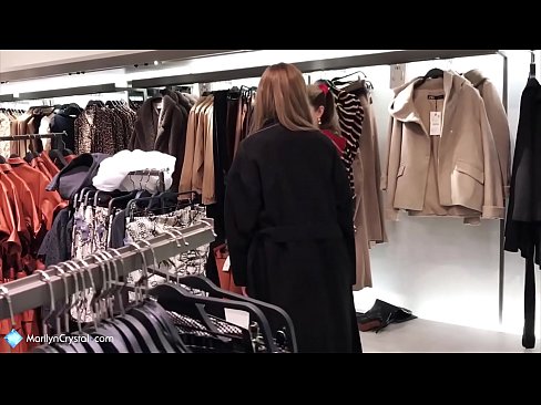 ❤️ Lesbaninoj masturbas kaj lekas butikon de ĉaso - gin gerson crystal marilyn Faka video  ĉe ni