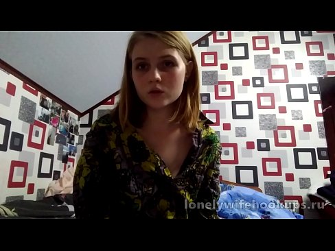 ❤️ Juna blonda studento el Rusio ŝatas pli grandajn dikojn. Faka video  ĉe ni