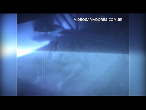❤️ Edzo filmas edzinon fikan najbaron kaj malkovras ke li estas kornulo Faka video  ĉe ni